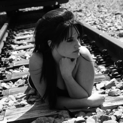 SHOOTING 26 04 2011 THE TRAIN PART 2